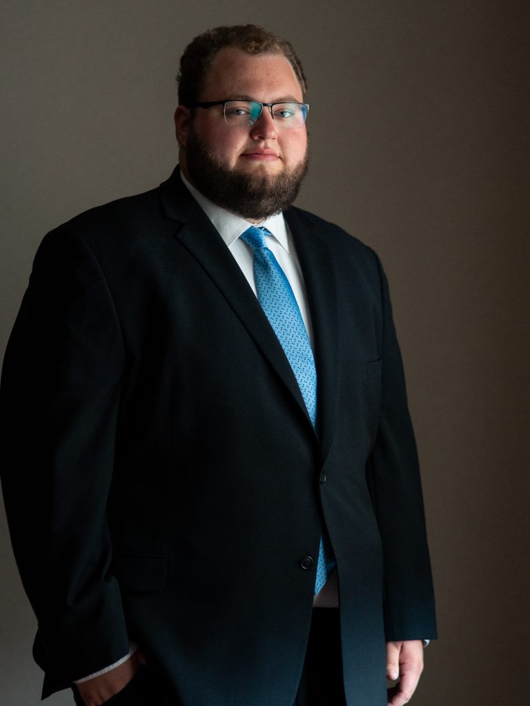 groom portrait